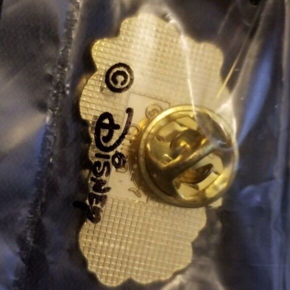 Disney 2001 Pin Mickey Airplane Walt Disney Travel Company Earforce One 3582 VTG - Picture 7 of 8